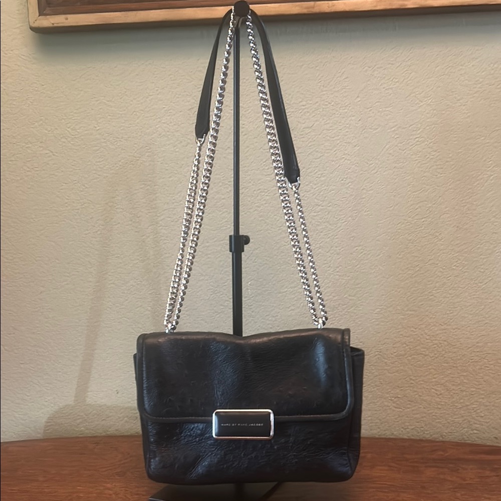 Marc By Marc Jacobs Black Crossbody Bag with Sleek Leather Finish
